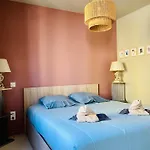 Maison De Pêcheur Rénovée à 3 Mn De La Mer. Casa vacanze *
