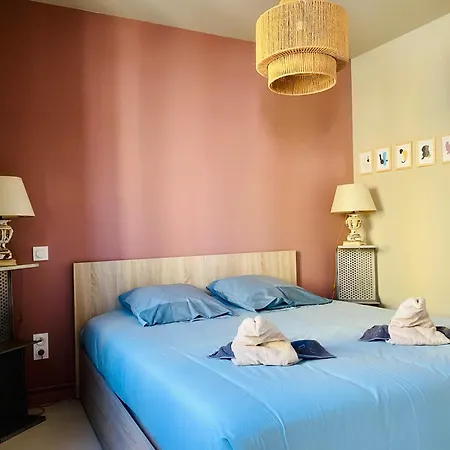 Maison De Pecheur Renovee A 3 Mn De La Mer. Holiday home *